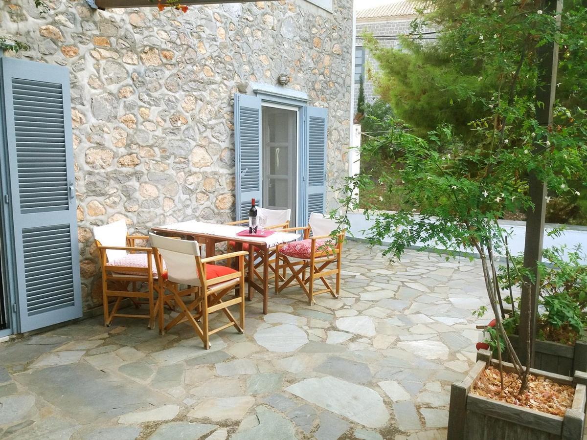 Pine Trees And Sea View Houses In Hydra - Daphne, Chloe, Myrto, Eleni ภายนอก รูปภาพ