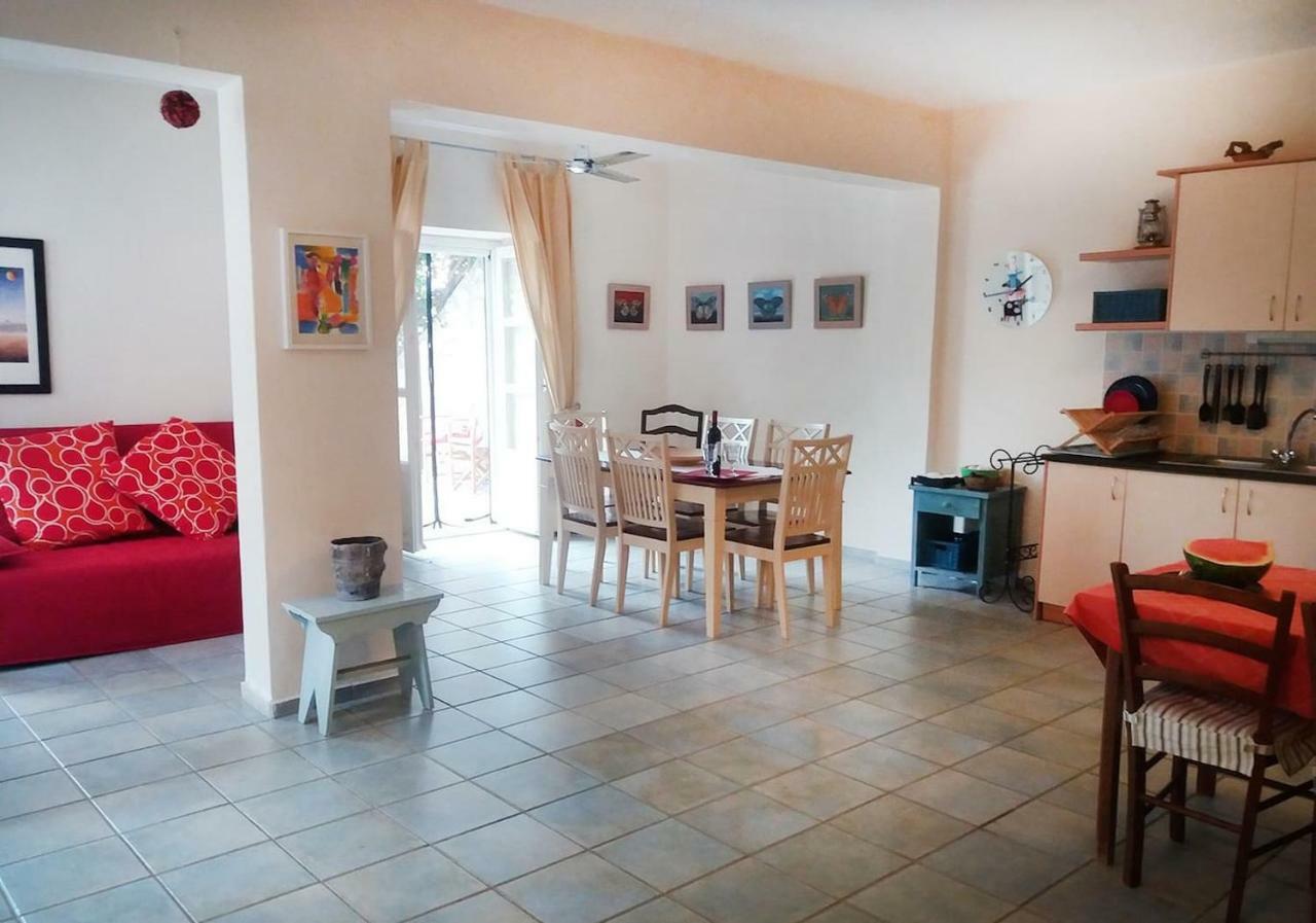 Pine Trees And Sea View Houses In Hydra - Daphne, Chloe, Myrto, Eleni ภายนอก รูปภาพ