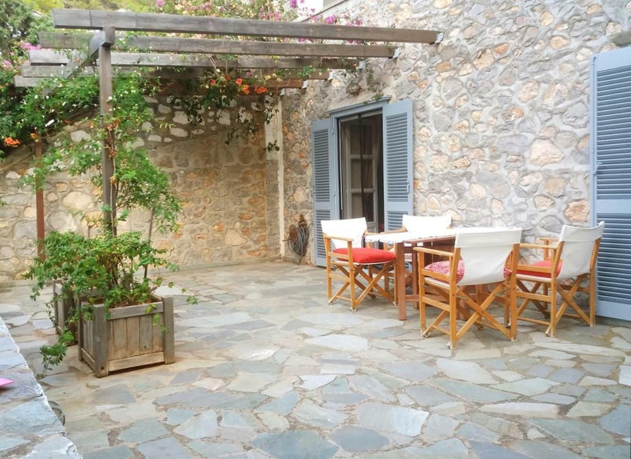 Pine Trees And Sea View Houses In Hydra - Daphne, Chloe, Myrto, Eleni ภายนอก รูปภาพ